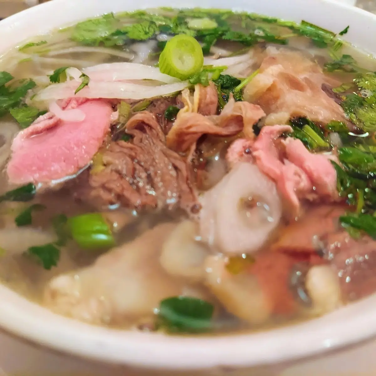 Pho Tai Nam Gau Gan Sach