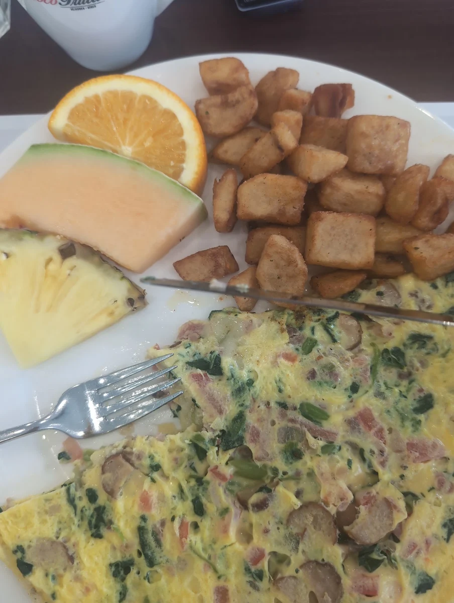 Yellow Cheese Omelette 3 Eggs, Coco Frutti Belleville