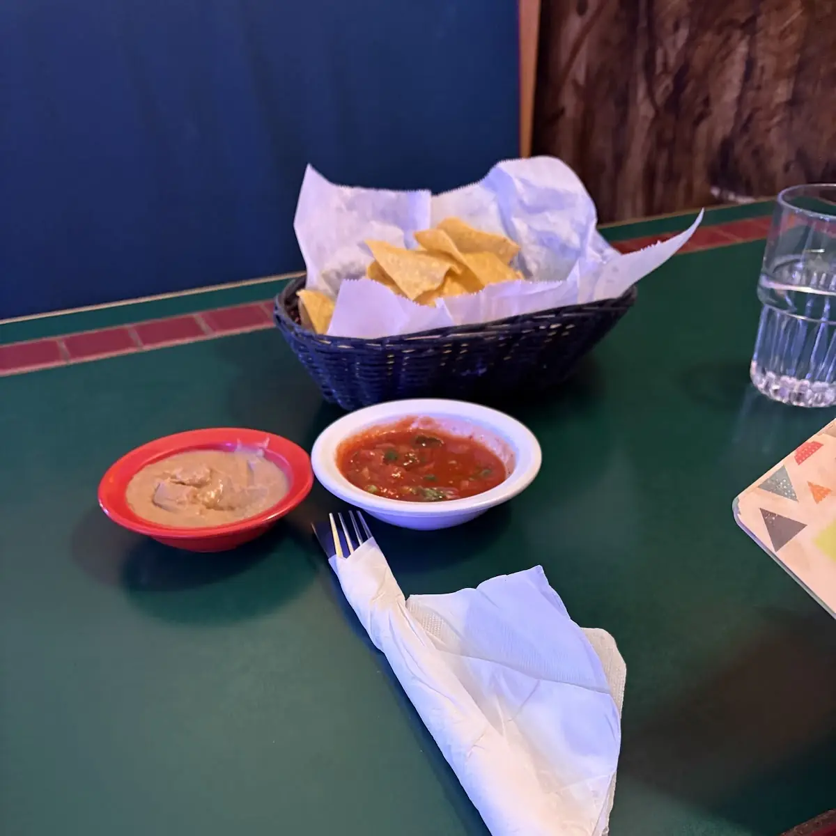 Salsa Refried Beans and Chips