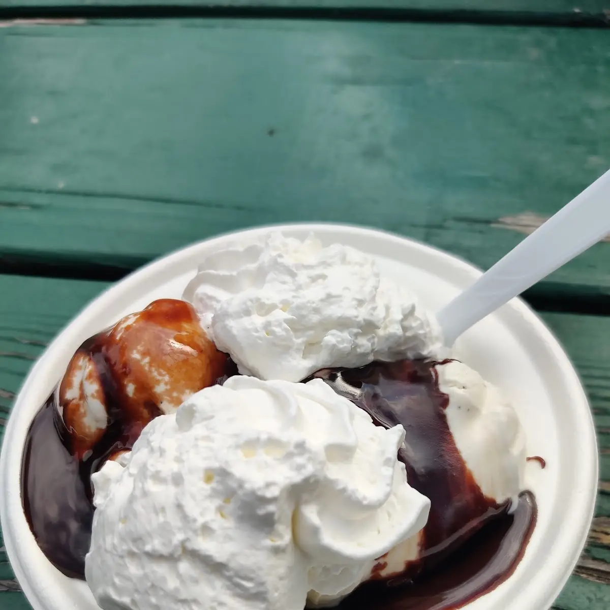 Vanilla Sundaes with Hot Fudge