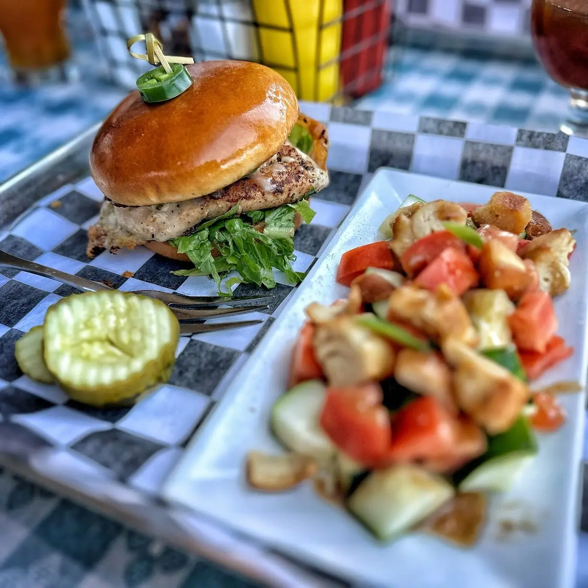 Chicken Sandwich with Side Salad