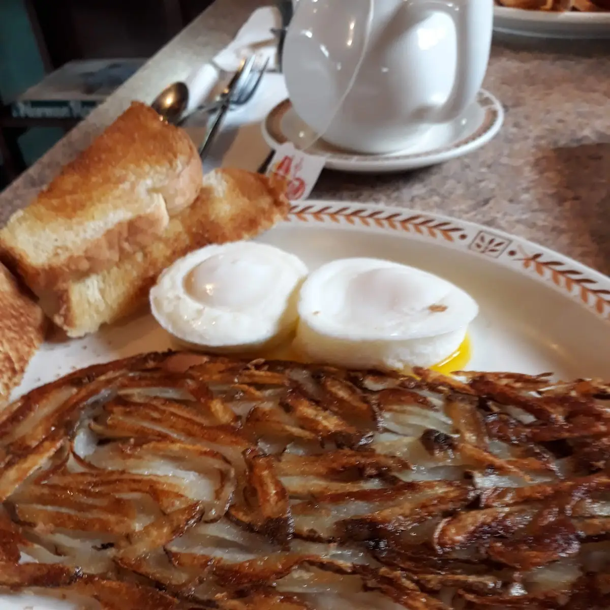 Poached Eggs and Hash Browns