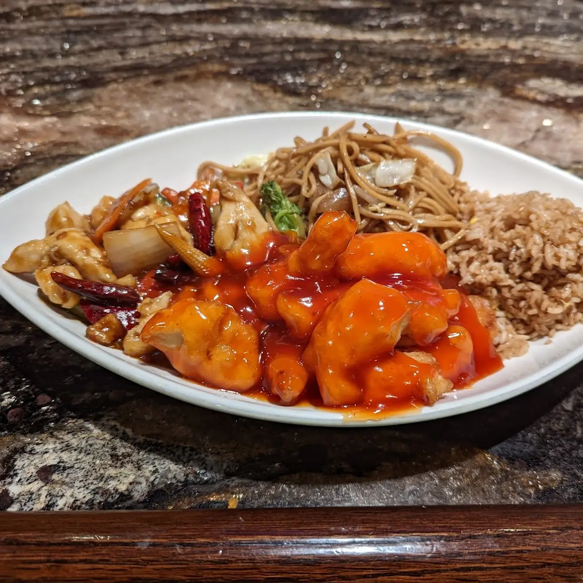 Peking Chow Mein