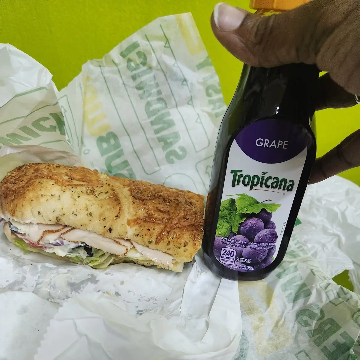 Turkey Breast 6inch Sub Cheesy Garlic Bread
