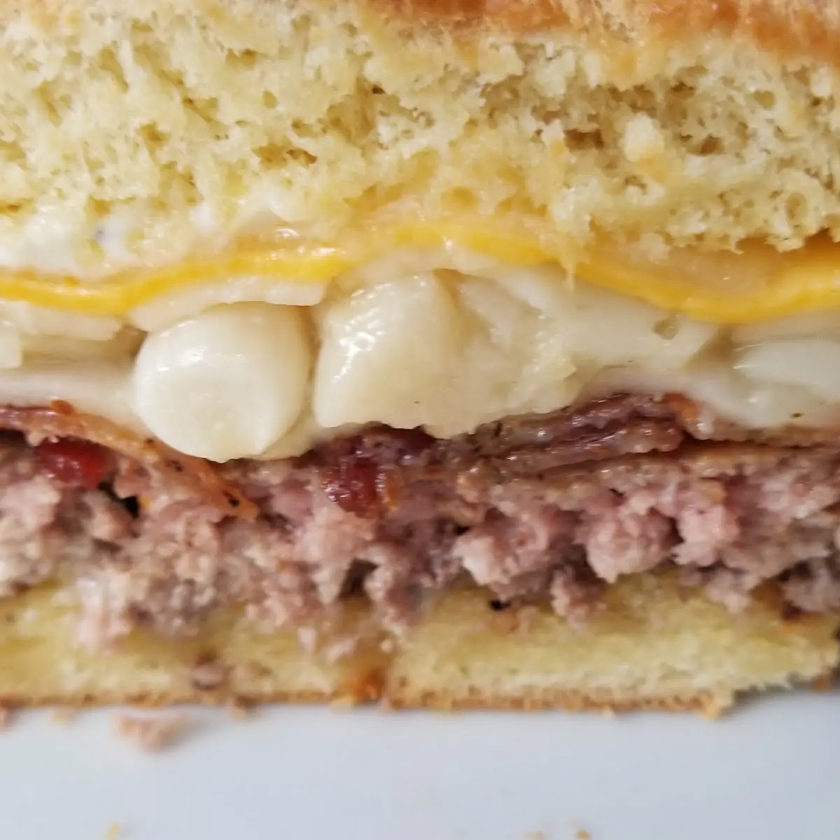 Garlic Three Cheese Burger