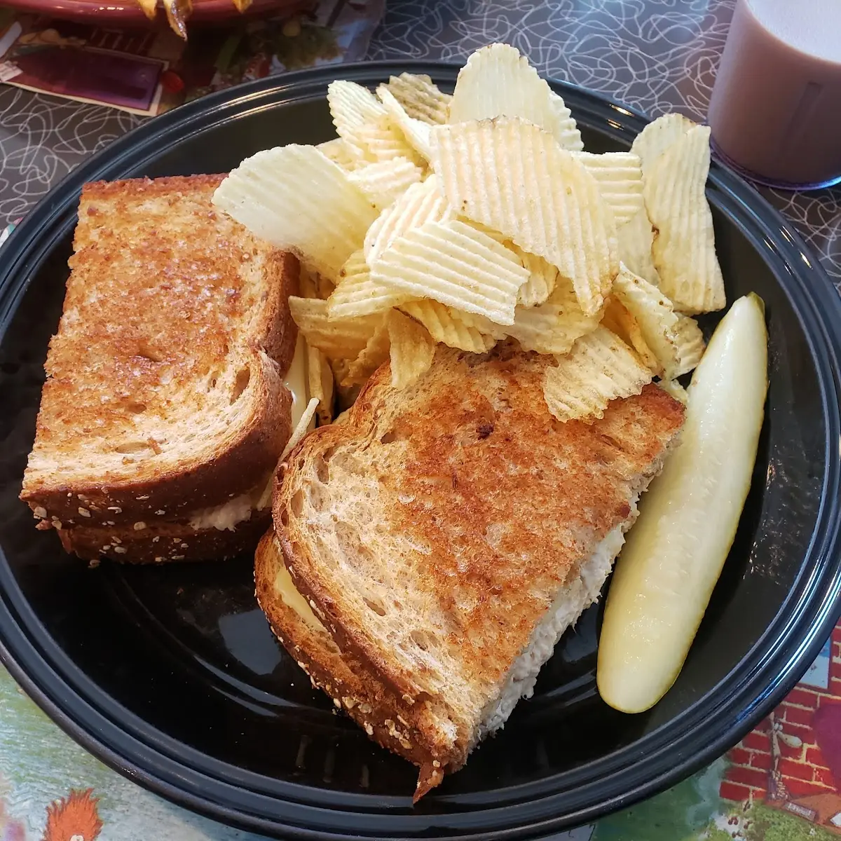 Grilled Cheese and Chips