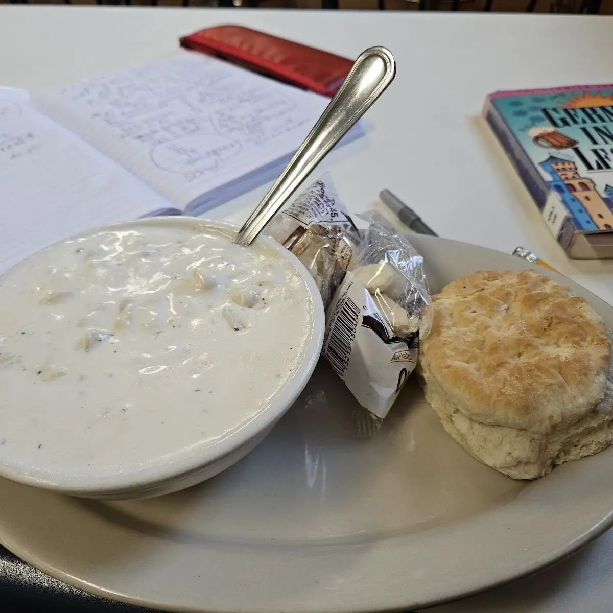 Clam Chowder and Bisquit