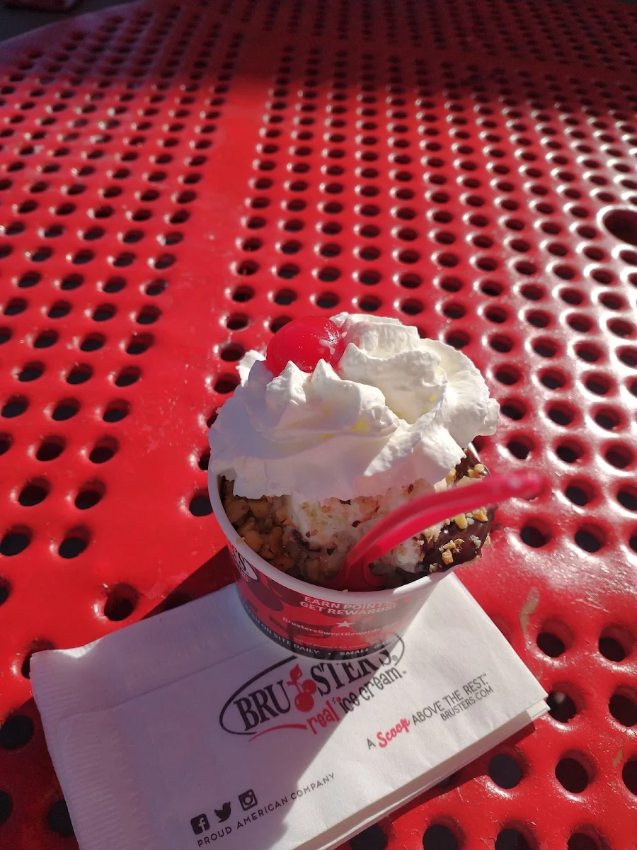 Hot Fudge Sundae with Mixed Nuts