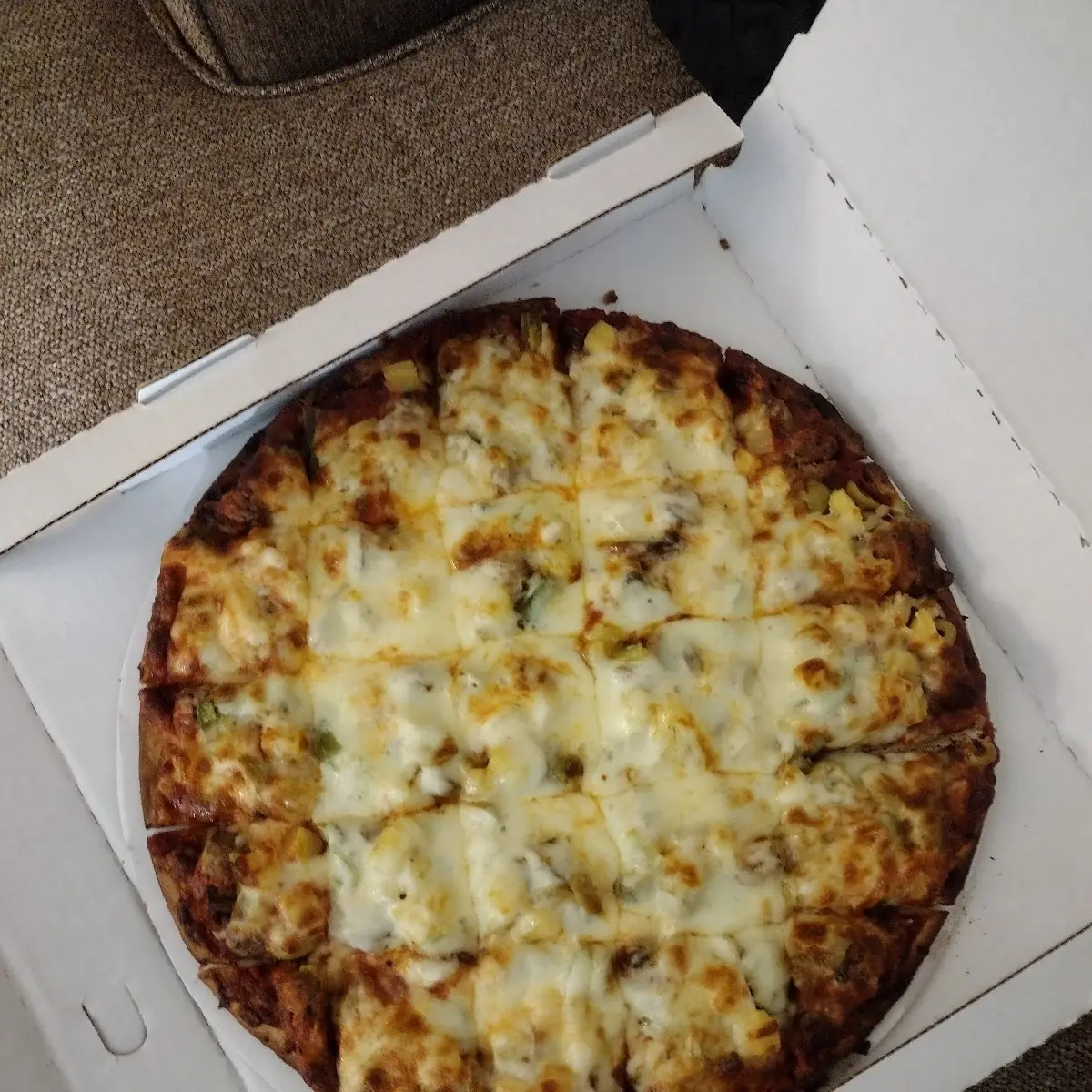 4 Item Large Pizza