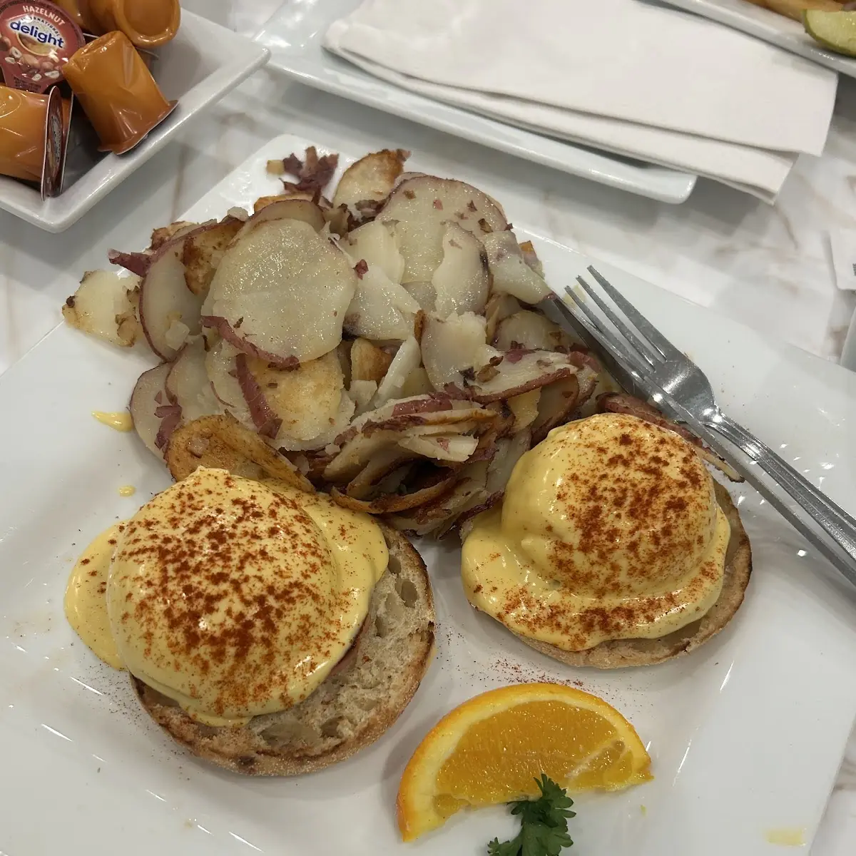 Crab Benedict