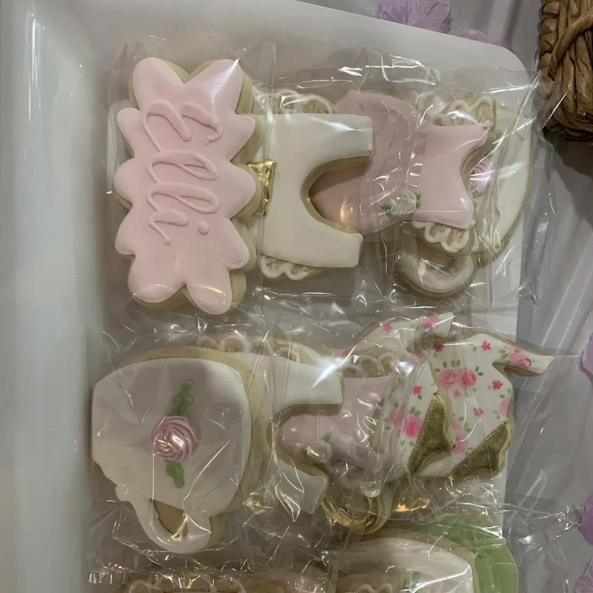 Petit Four