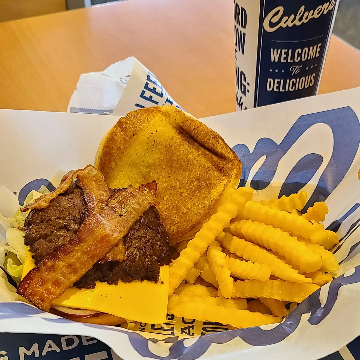 Deluxe Bacon Cheeseburger Deluxe