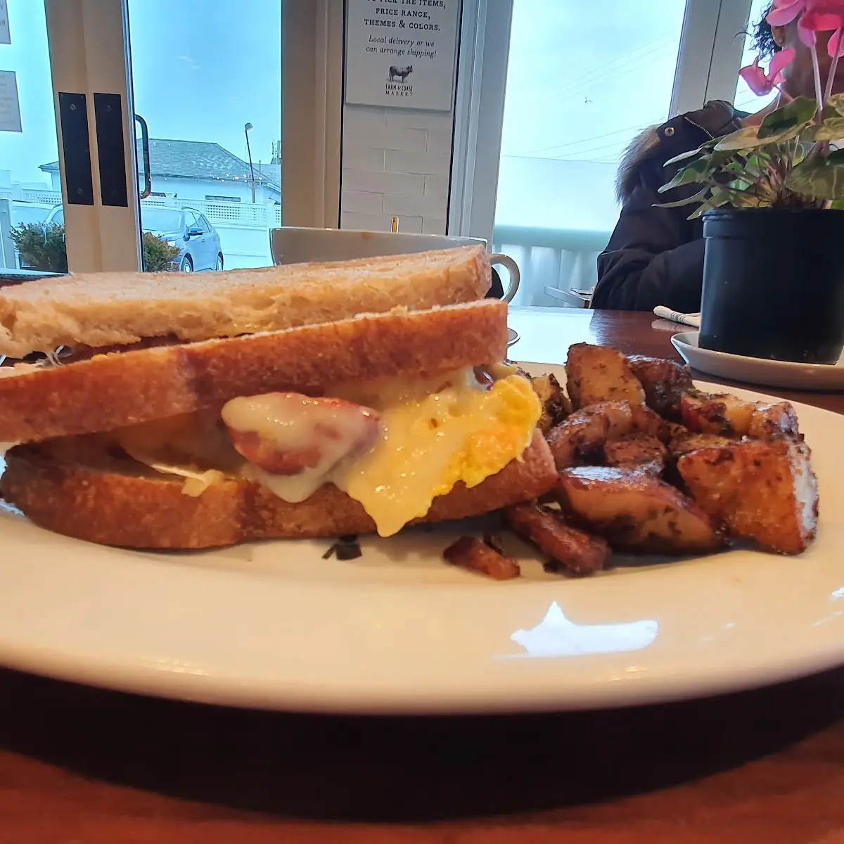 Breakfast Sandwich