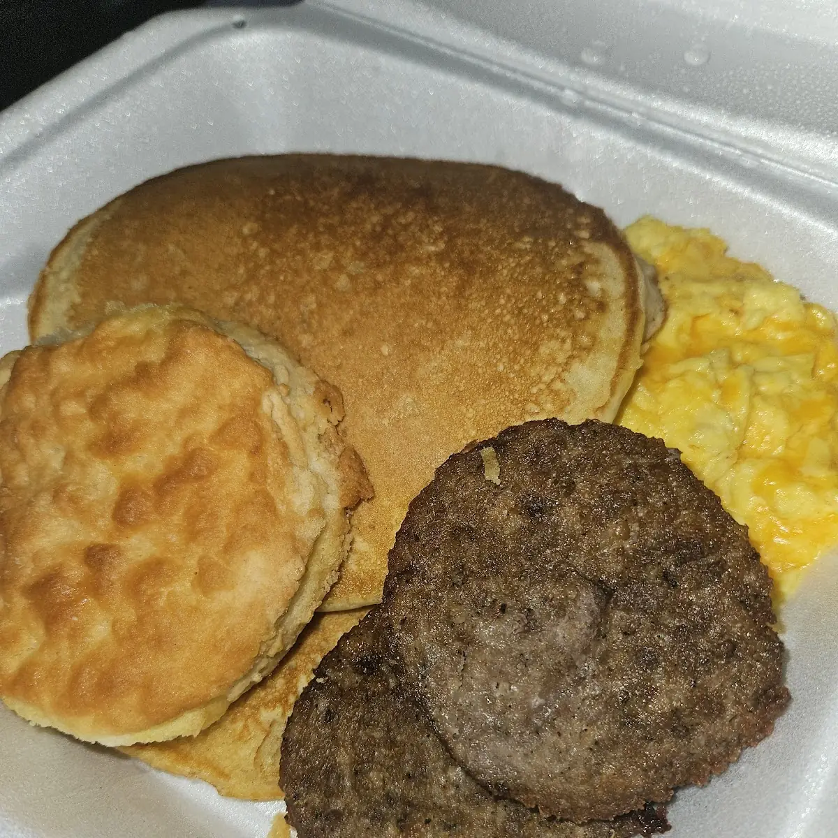 Tenderloin and Egg Biscuit