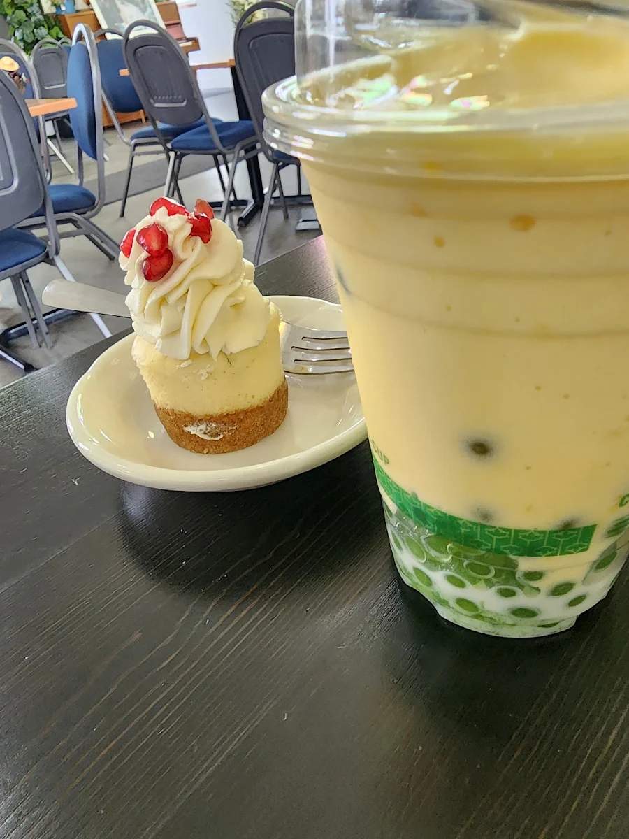 Bubble Tea and Cheesecake, Kerri's Cafe and Bakery Inc.