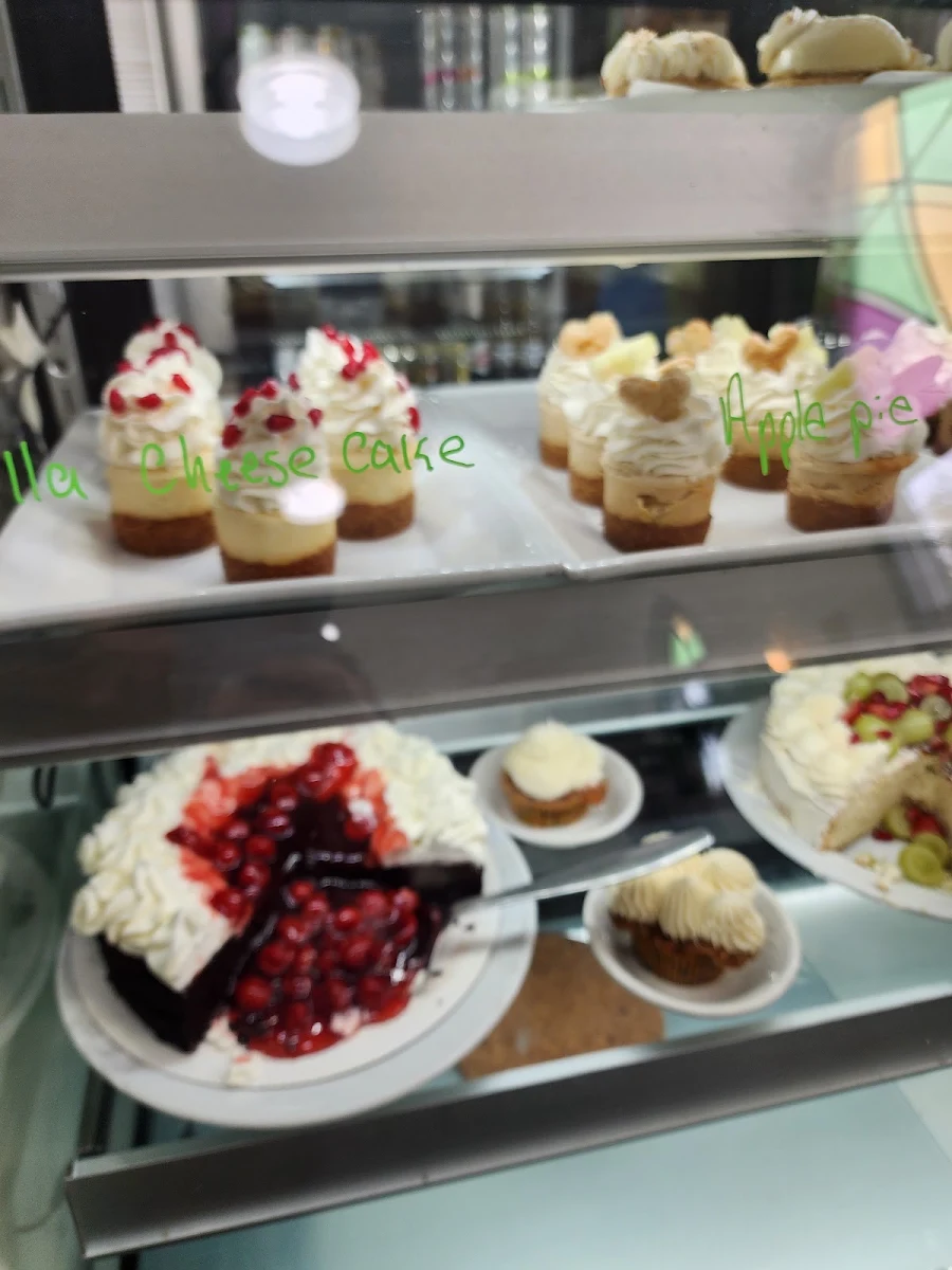 Desserts, Kerri's Cafe and Bakery Inc.