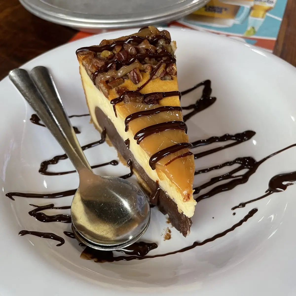 Caramel Fudge Cheese Cake