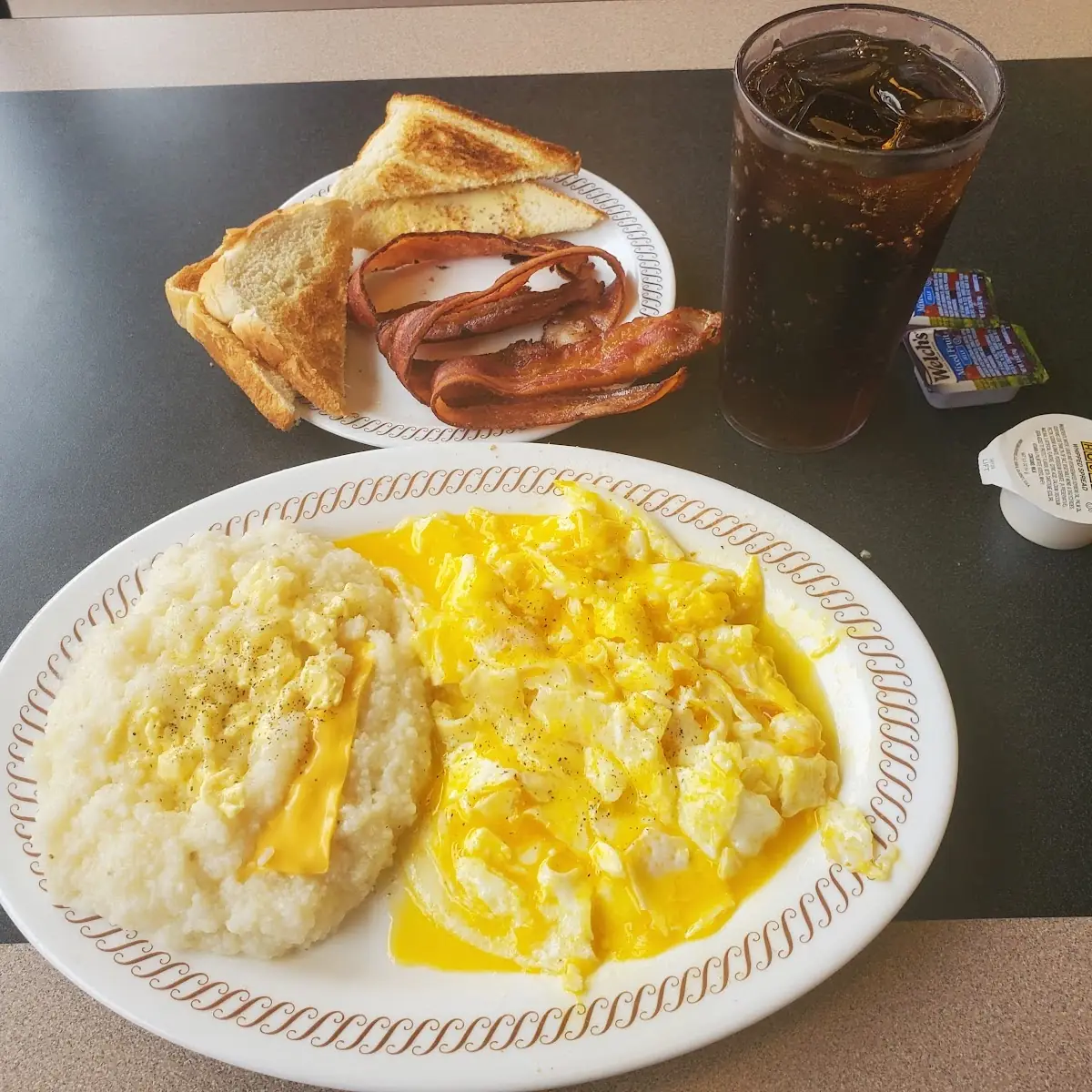 Egg & Cheese Grits