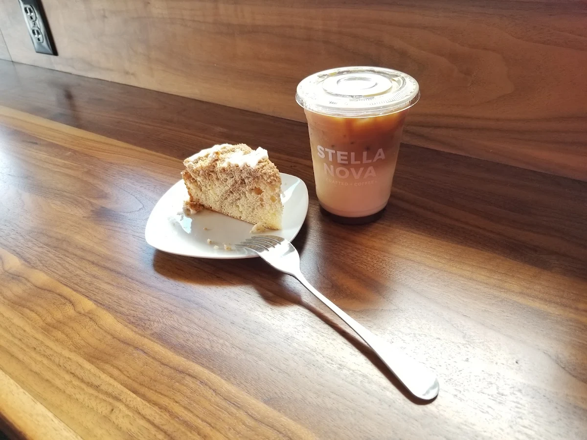 Iced Caramel Macchiato & Coffee Cake