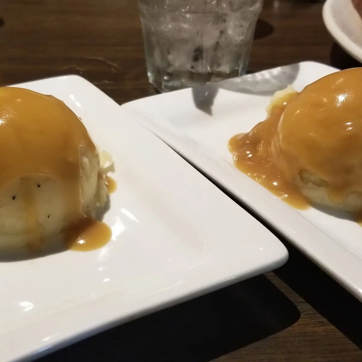 Mashed Potatoes with Gravy