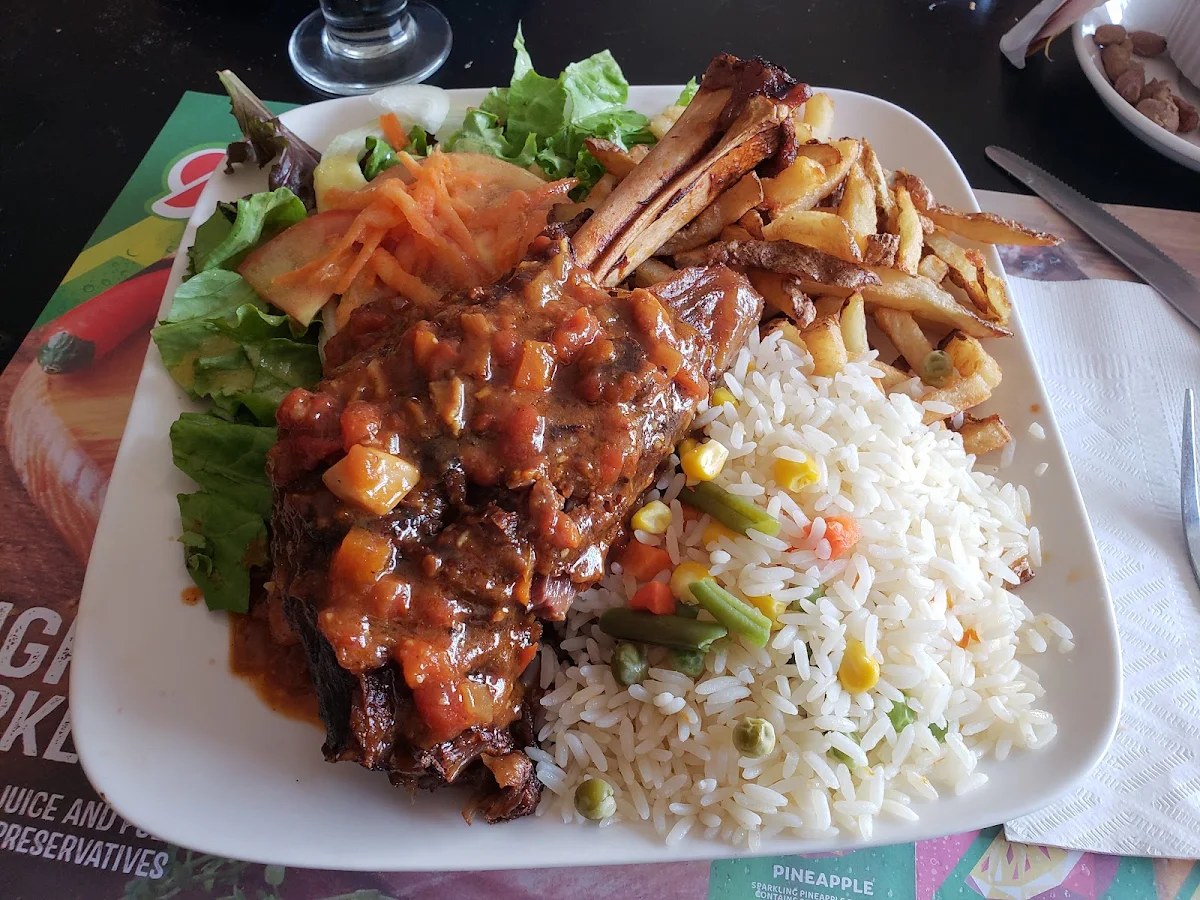 Canard Laqué, Restaurant Luso