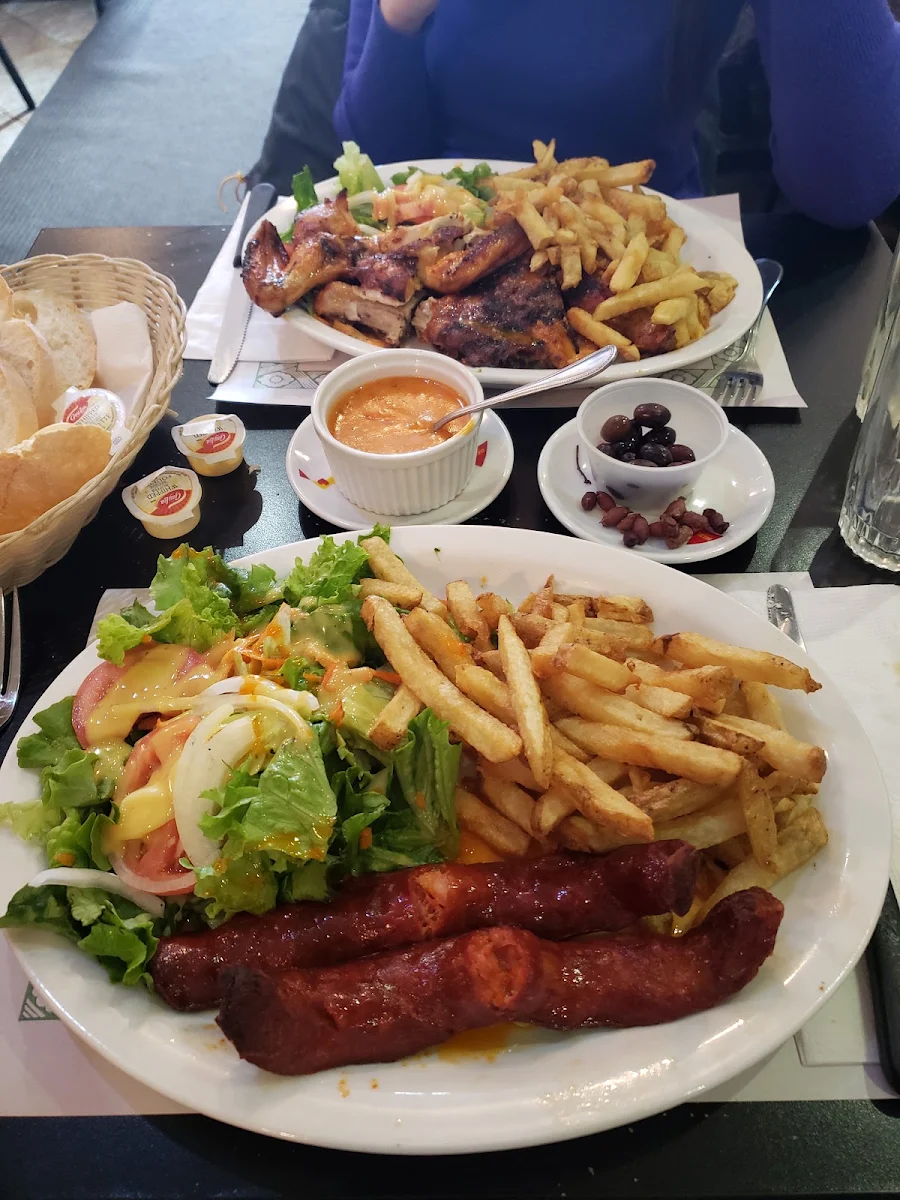 Chorizo and Half Chicken, Restaurant Luso