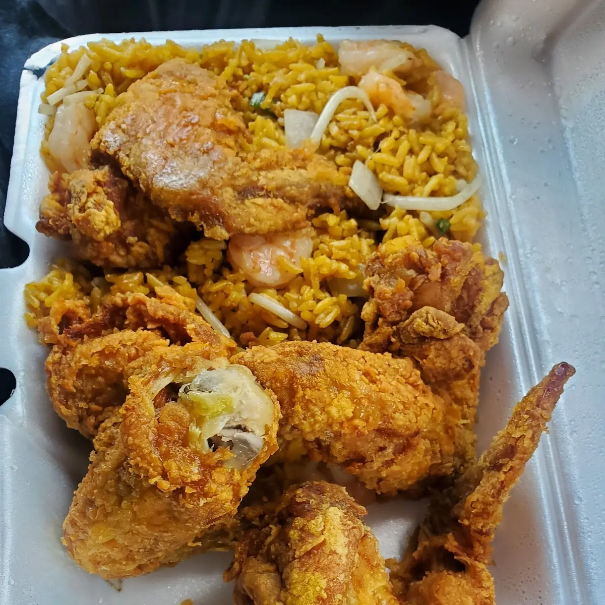 Fried Chicken Wings & Shrimp Fried Rice