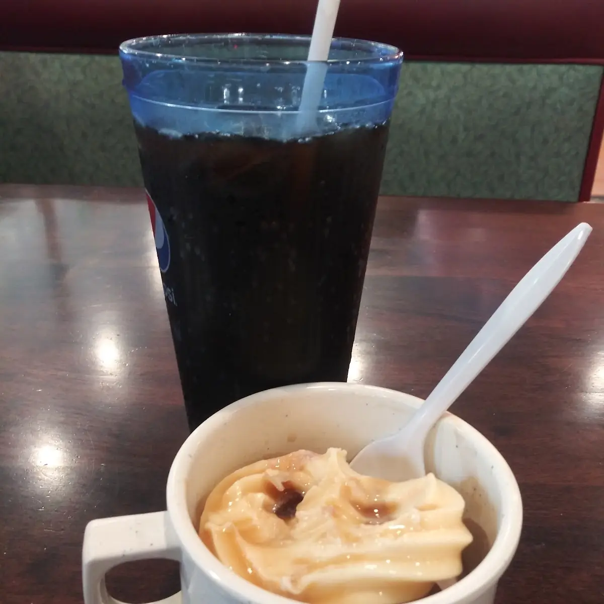 King's Buffet Root Beer Float