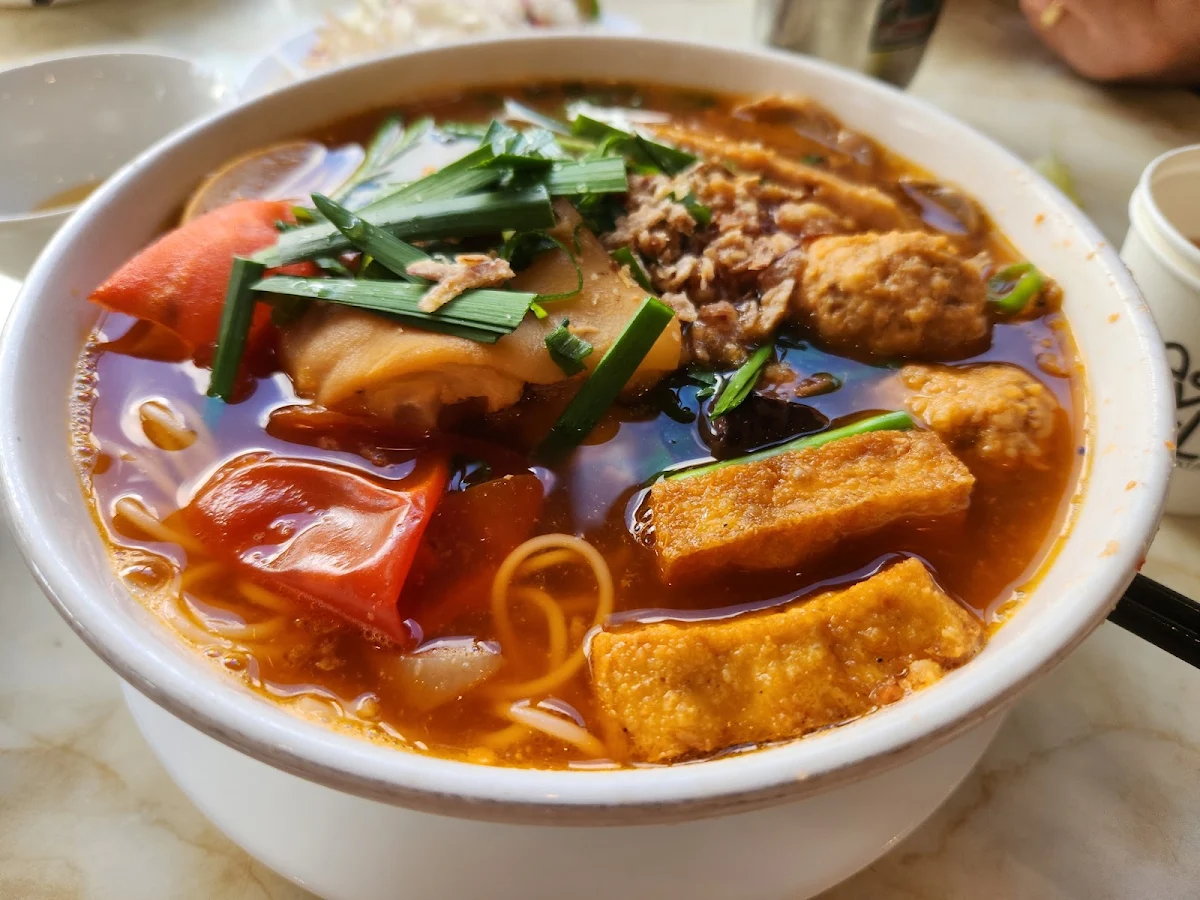 Bun Rieu, Little Sai Gon Corner