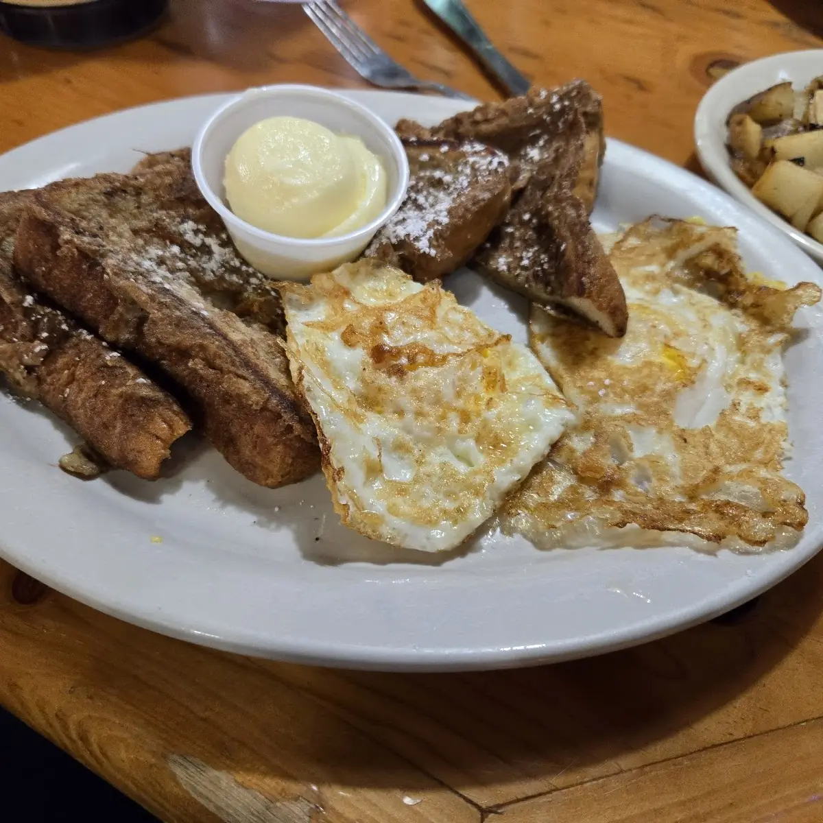 French Toast with One Egg and 2 Bacon