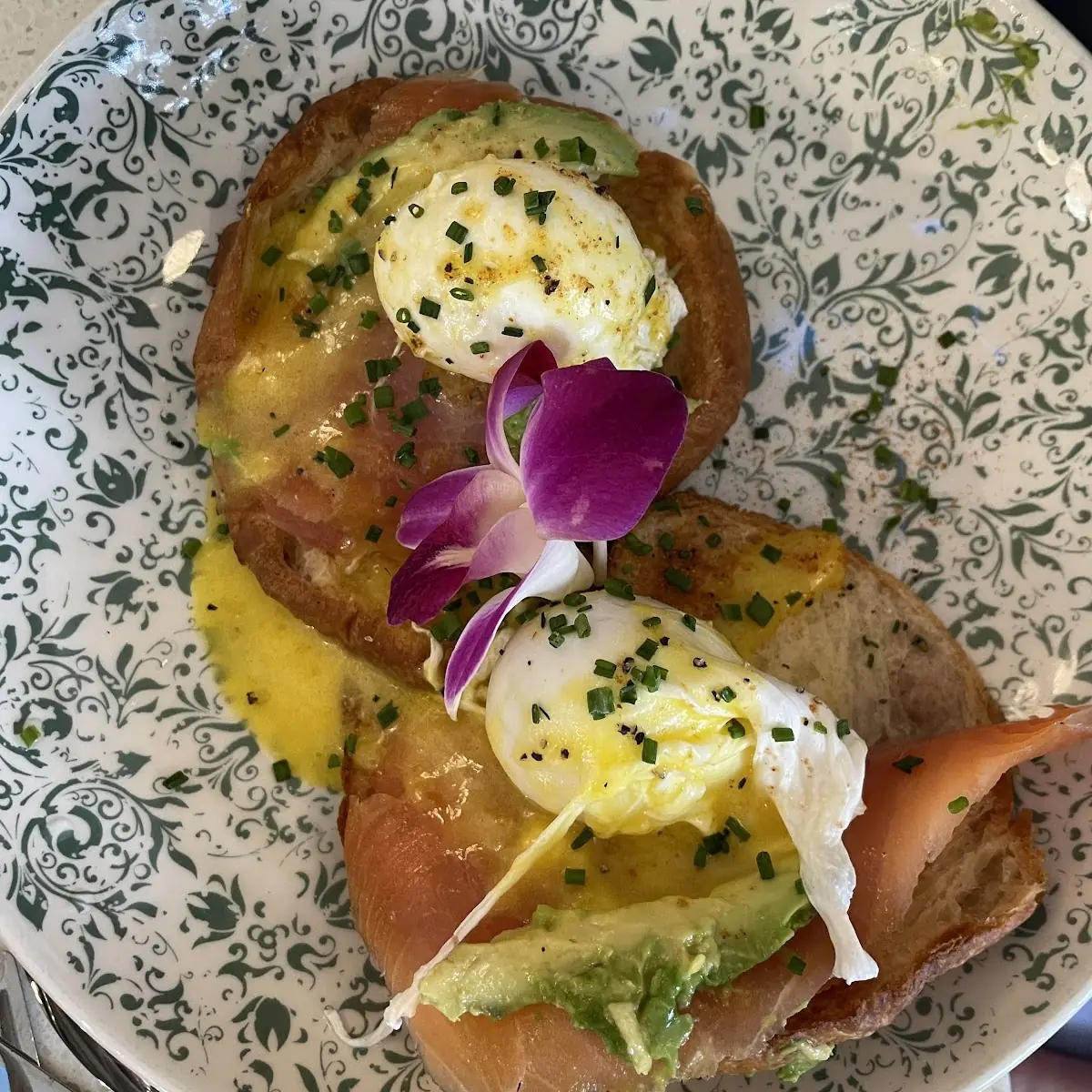 Eggs Benedict