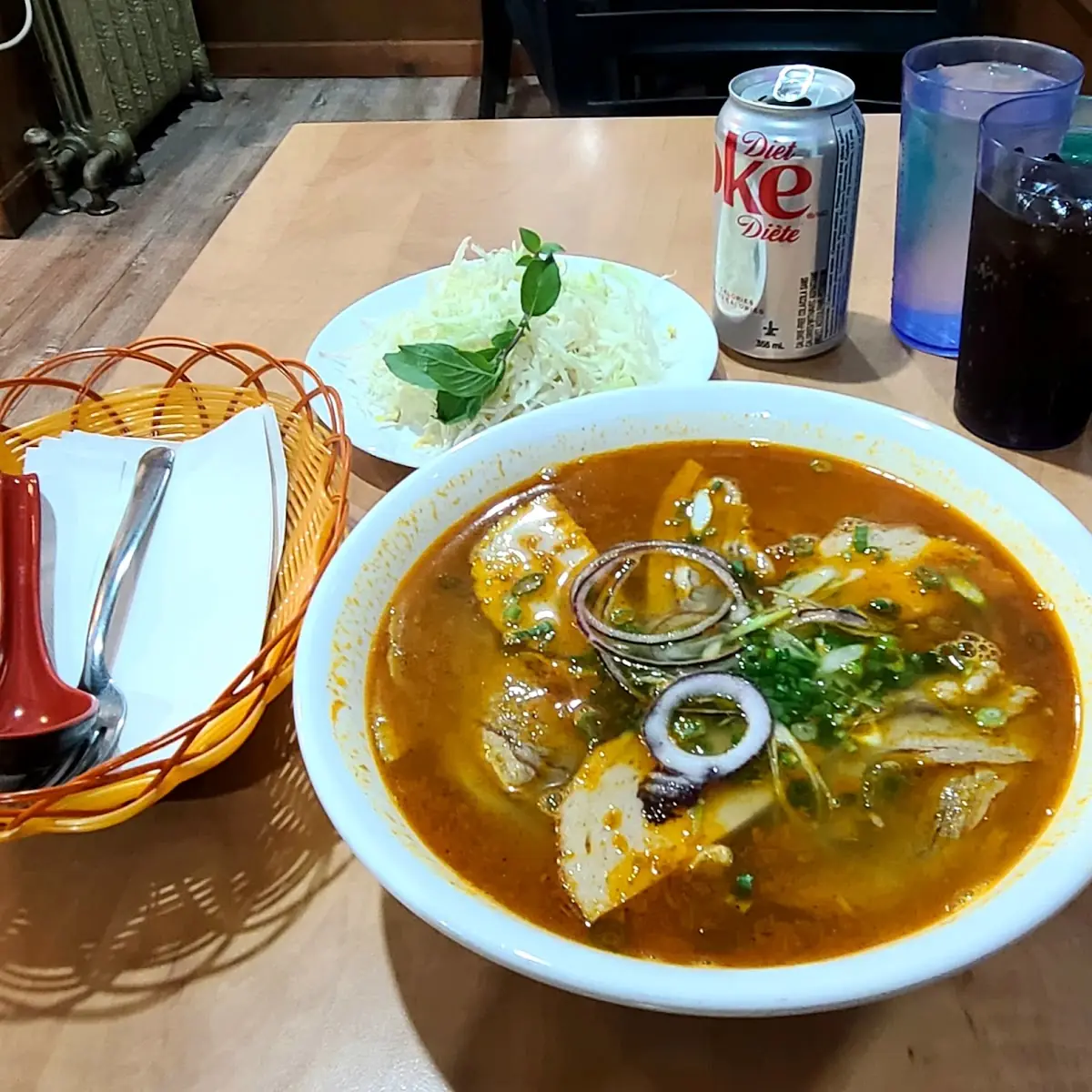 Bun Bo Hue, Phở Max