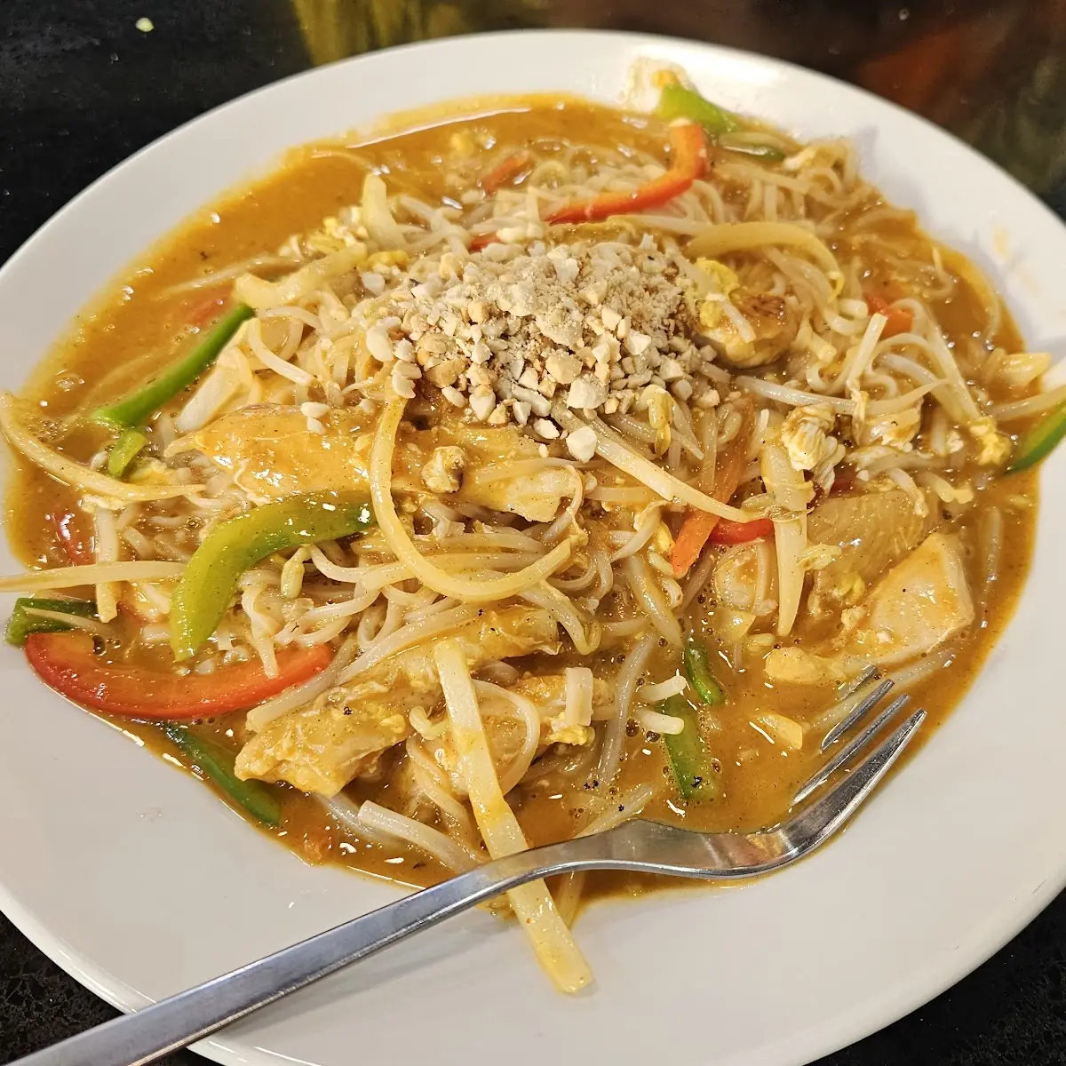 D76 Pad Thai (Very Spicy)