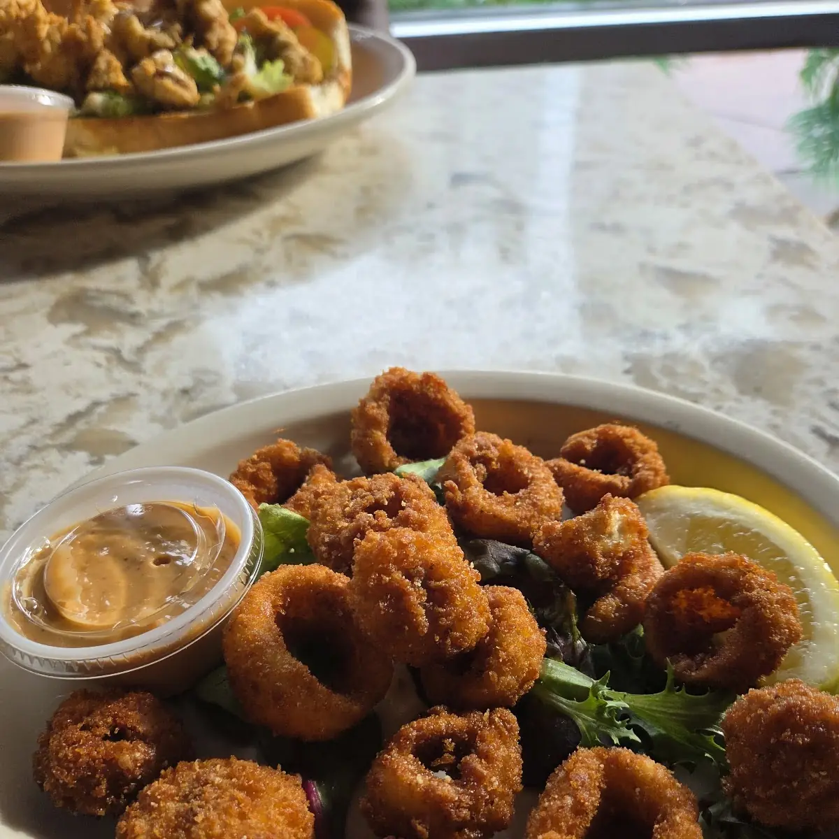 Crispy Calamari Rings with Sauce