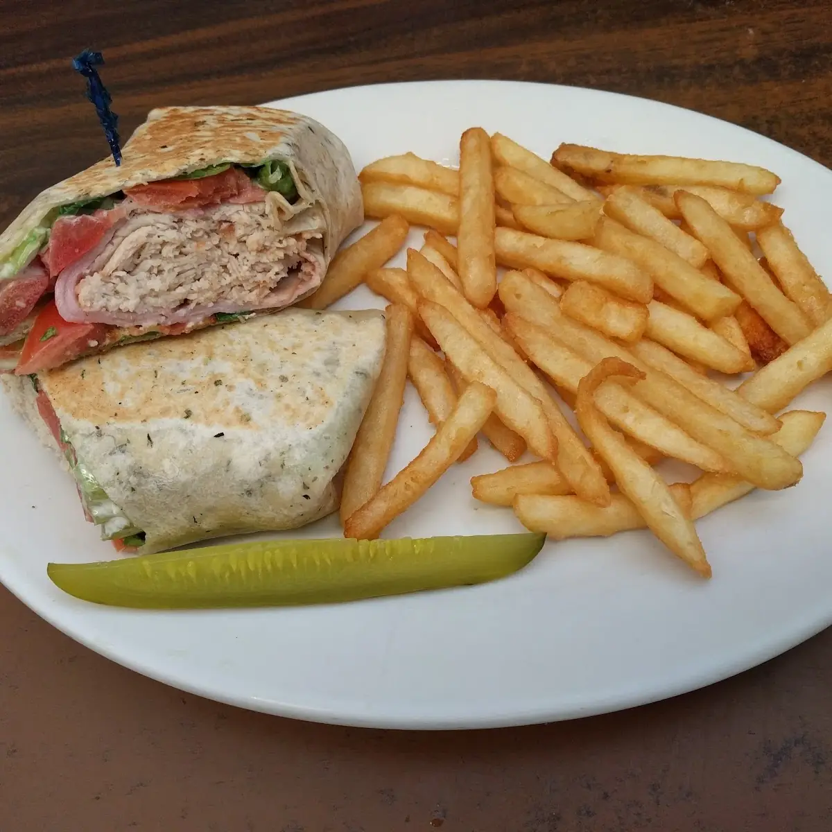 Country Kitchen Club Wrap