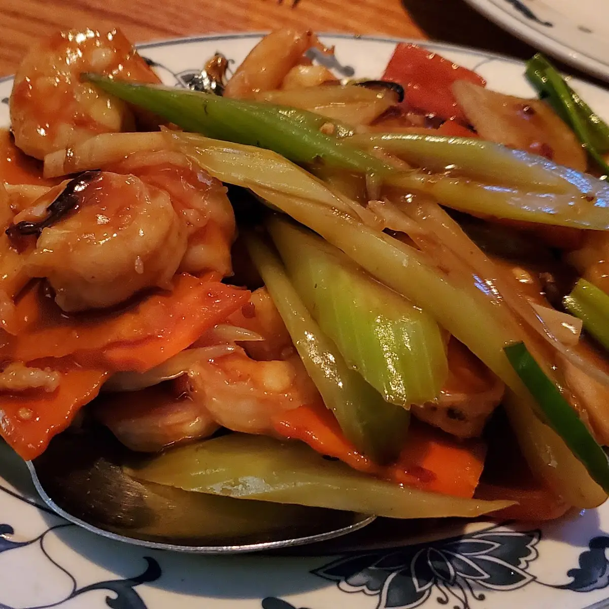 L Shrimp w Garlic Sauce