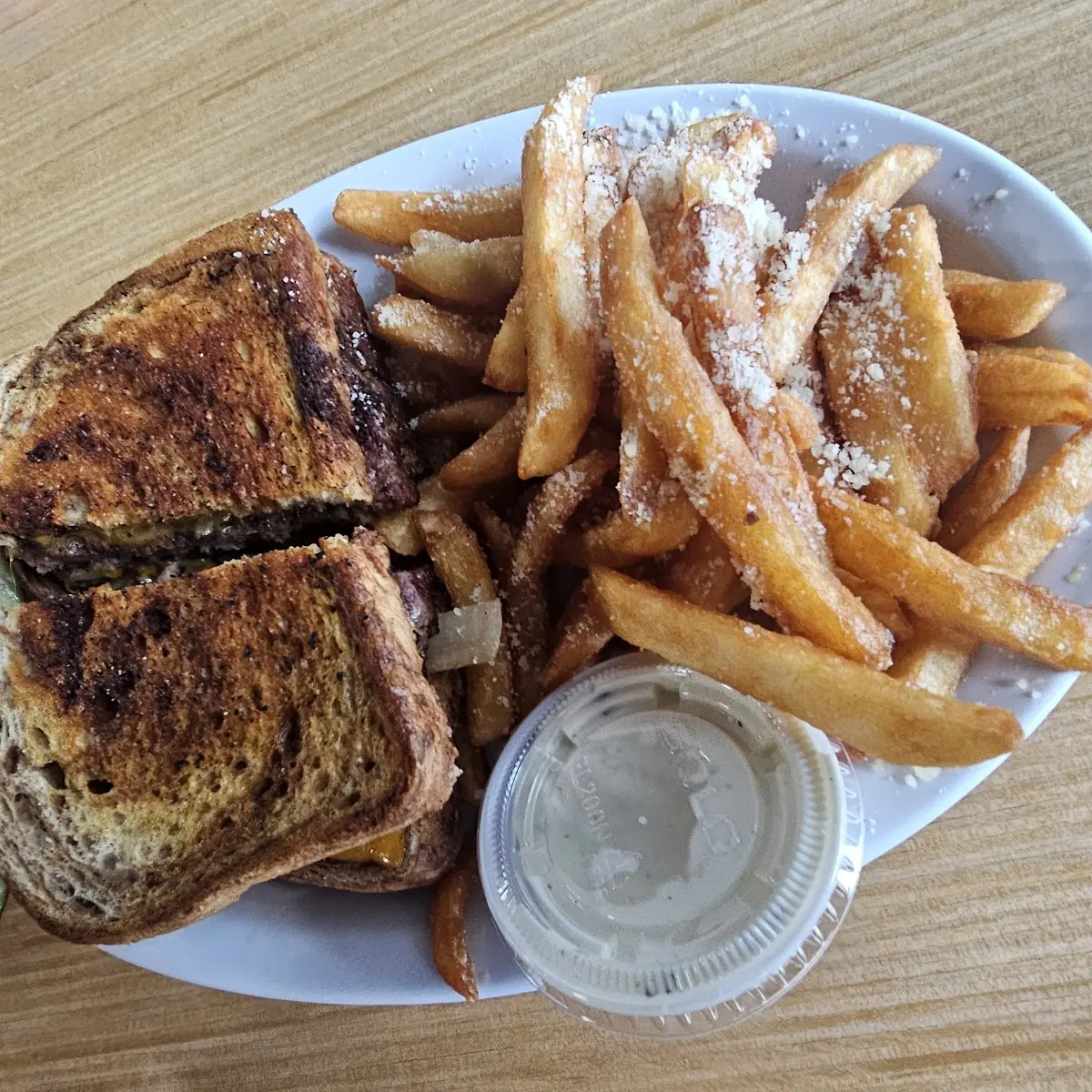 Grilled Cheese Sandwich w Fries