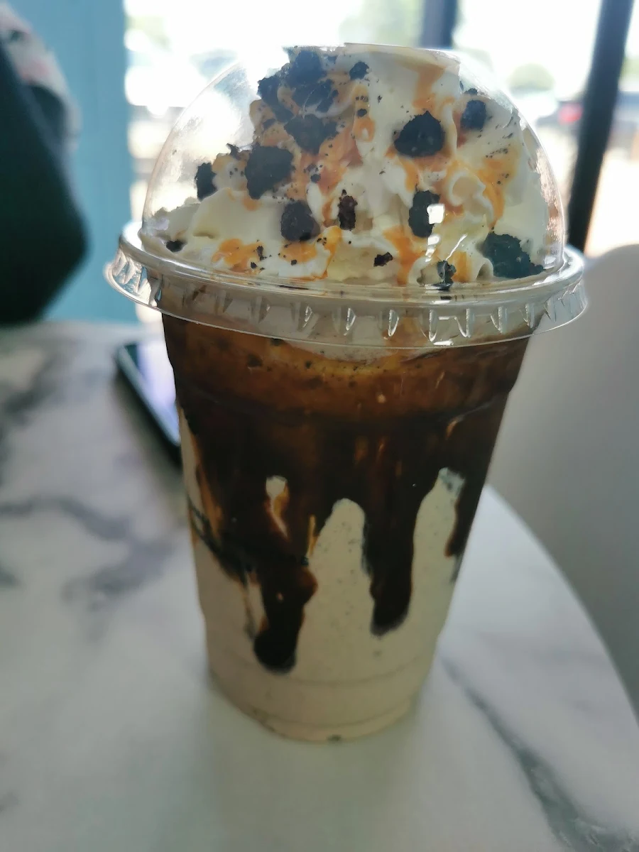 Salted Caramel Oreo Milkshake