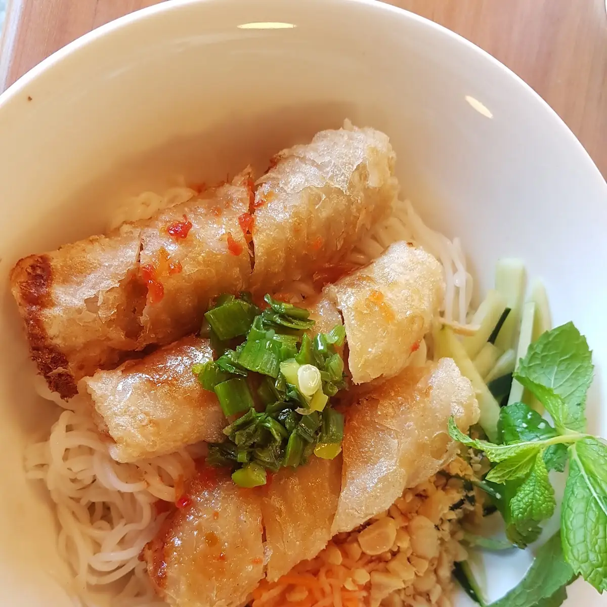 Bun Cha Gio - Vermicelli w Egg Rolls