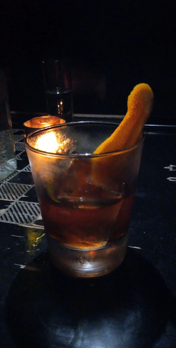 Old Fashioned with Gin