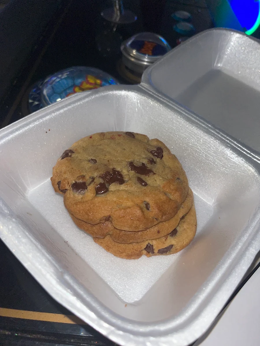 Chocolate Chip Cookie