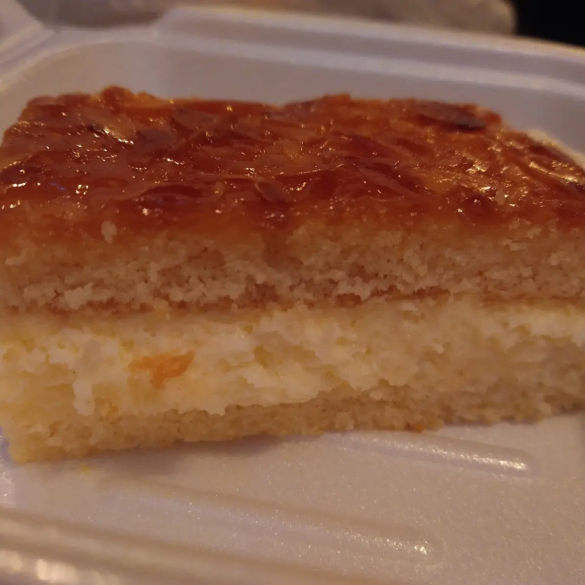 Bee Sting Cake