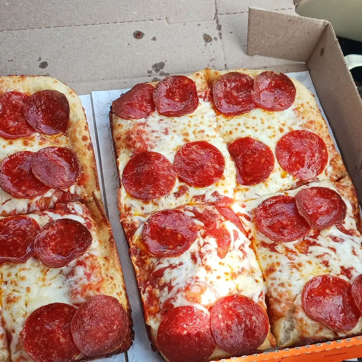 Detroit Deep Dish Pizza