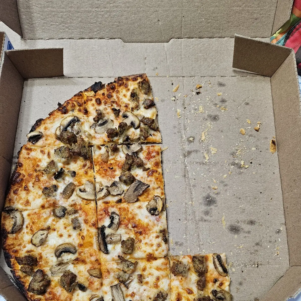 Sausage Pizza with Mushrooms