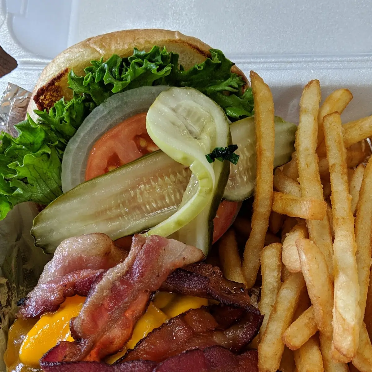 Bacon Cheeseburger with Mushrooms
