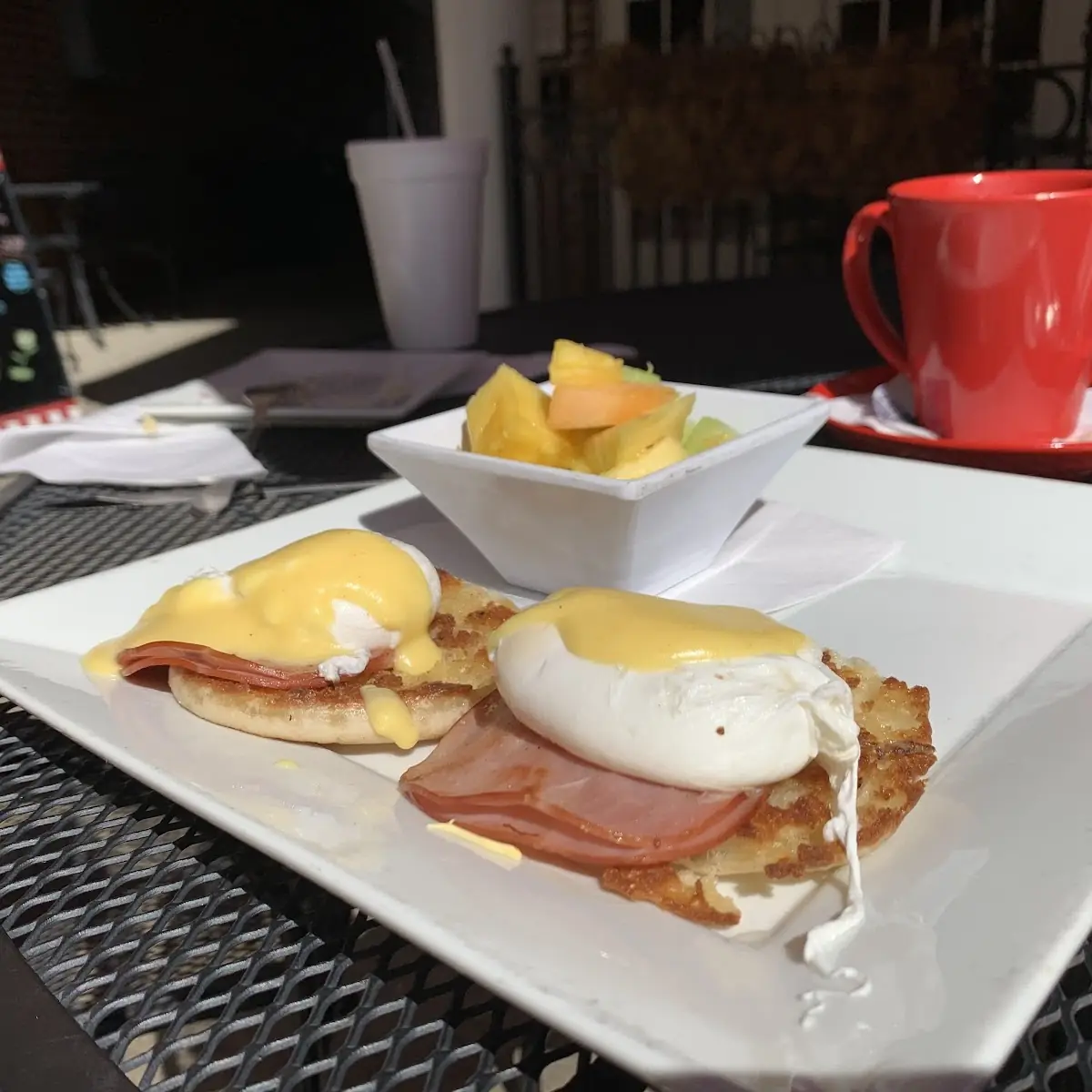 Eggs Benedict