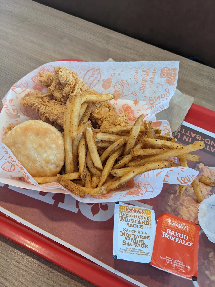 Chicken Tender Combo, Popeyes Louisiana Kitchen