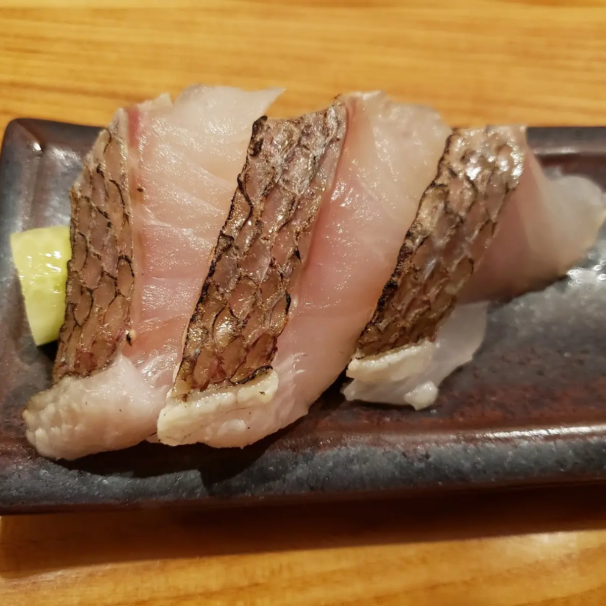 Tai Nigiri Sea Bream