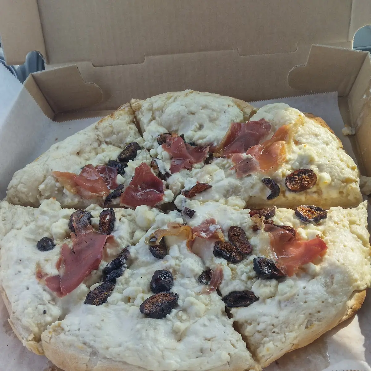Fig and Goat Cheese Pizza