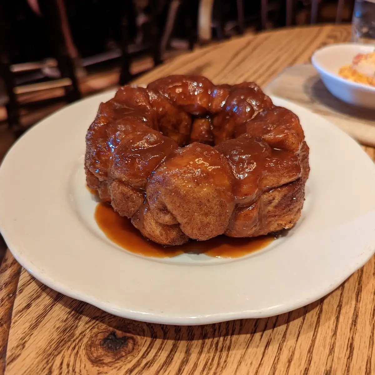 Cinnamon Roll Monkey Bread